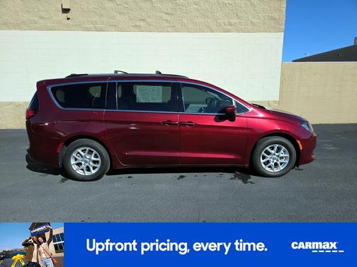 2021 Chrysler Voyager LXI
