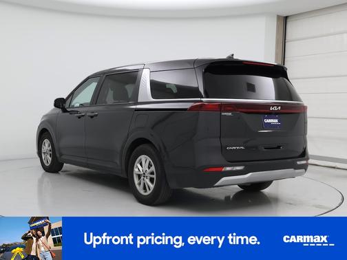 2024 Kia Carnival LX Seat Package