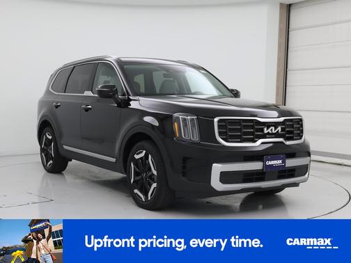 Black 2025 Kia Telluride S