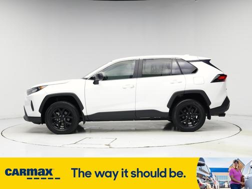 2022 Toyota RAV4 LE