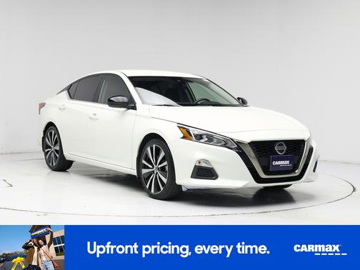 2022 Nissan Altima SR