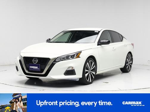 2022 Nissan Altima SR