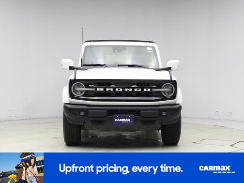 White 2022 Ford Bronco Outer Banks