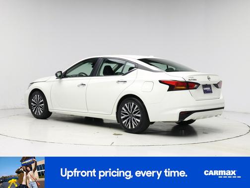 White 2025 Nissan Altima SV