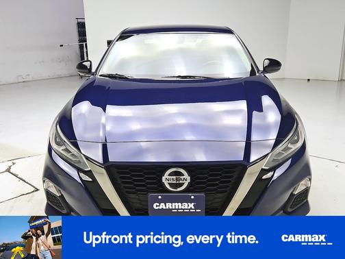 2022 Nissan Altima SR