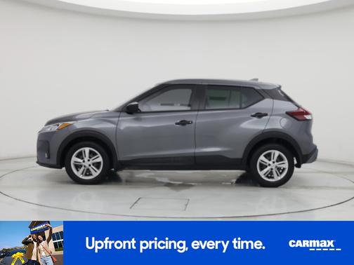 Gray 2024 Nissan Kicks S