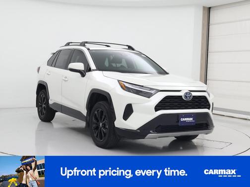 2022 Toyota RAV4 Hybrid SE