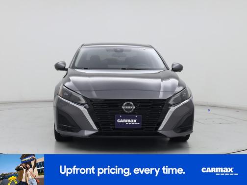 Gray 2023 Nissan Altima SL