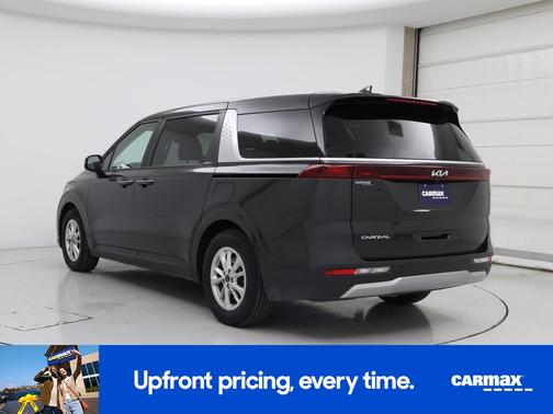 2024 Kia Carnival LX Seat Package
