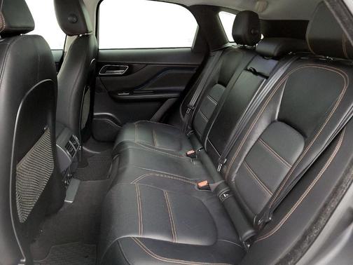 2018 Jaguar F-PACE 25t Prestige for sale in San Antonio, TX - image 24