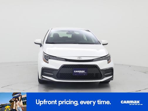 White 2022 Toyota Corolla SE
