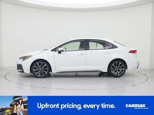 White 2022 Toyota Corolla SE