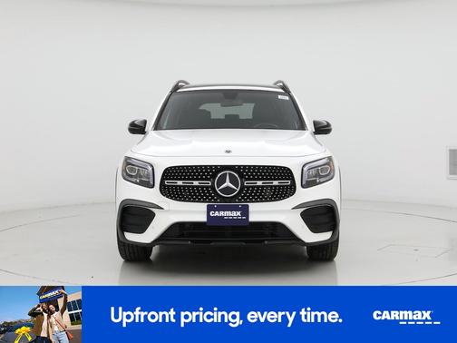 White 2023 Mercedes-Benz GLB 250