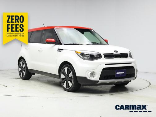 White 2019 Kia Soul +