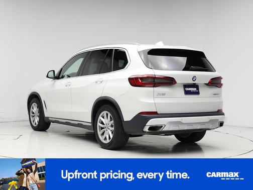White 2019 BMW X5 xDrive40i