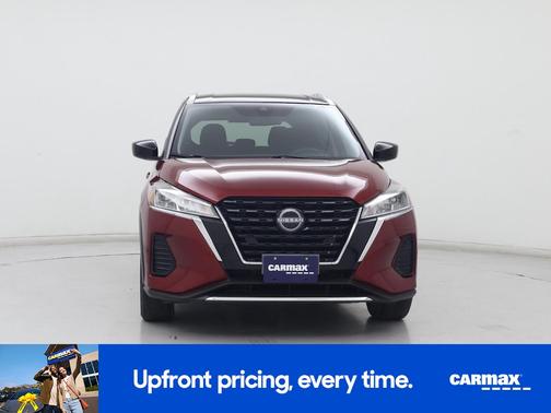 2022 Nissan Kicks SV