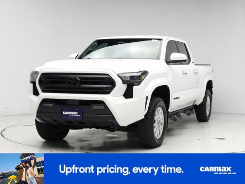 White 2024 Toyota Tacoma SR5