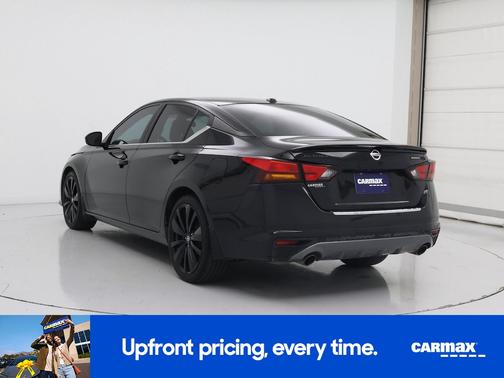 2022 Nissan Altima SR
