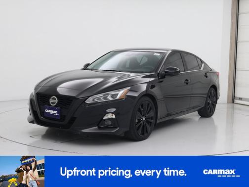 2022 Nissan Altima SR