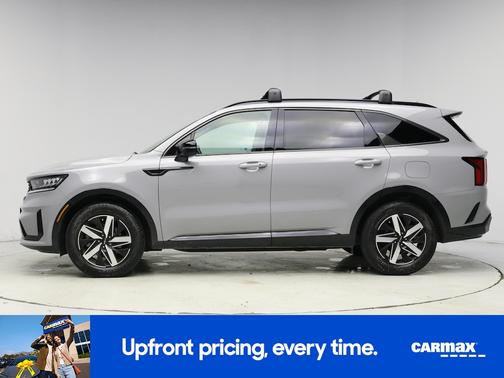 Gray 2023 Kia Sorento EX