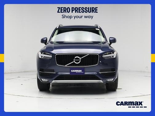 Blue 2019 Volvo XC90 T6 Momentum