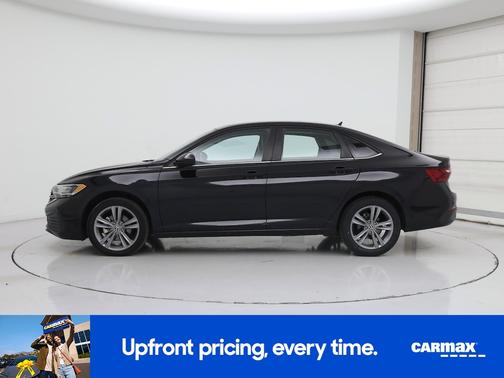 Black 2023 Volkswagen Jetta SE