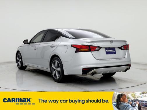 2019 Nissan Altima SV