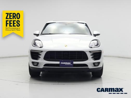 White 2018 Porsche Macan