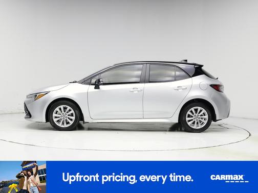 2025 Toyota Corolla Hatchback SE