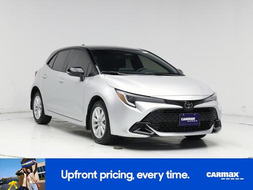 2025 Toyota Corolla Hatchback SE