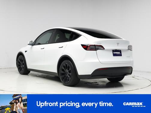 White 2023 Tesla Model Y Long Range