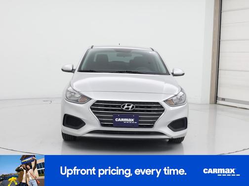 2020 Hyundai Accent SE