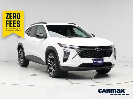 White 2025 Chevrolet Trax 2RS