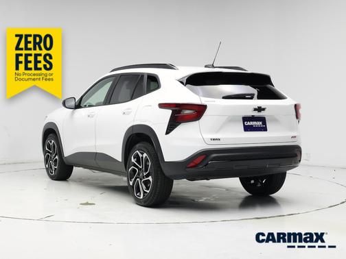 White 2025 Chevrolet Trax 2RS