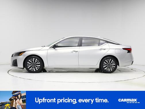 2024 Nissan Altima SV