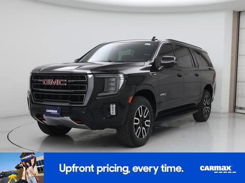 Black 2022 GMC Yukon XL AT4