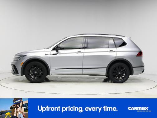 Gray 2022 Volkswagen Tiguan SE R-Line Black