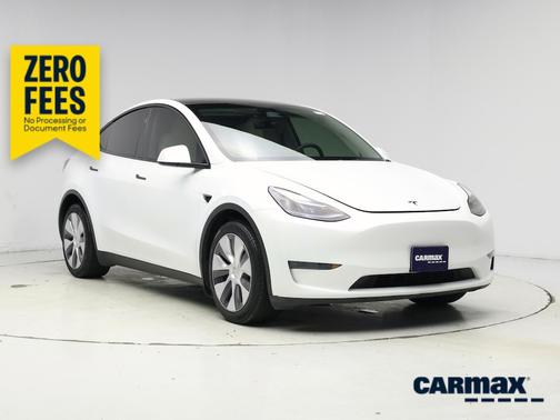 White 2023 Tesla Model Y Long Range