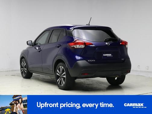 Blue 2018 Nissan Kicks SV