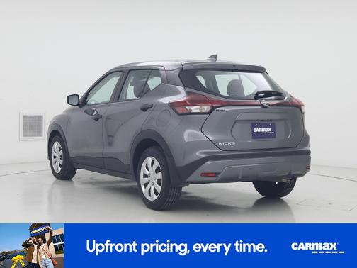 Gray 2023 Nissan Kicks S