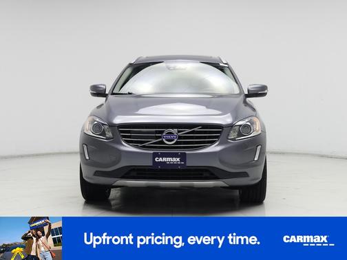 Silver 2017 Volvo XC60 T5 Inscription