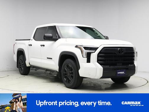White 2022 Toyota Tundra SR5