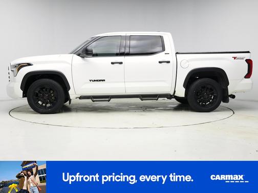 White 2022 Toyota Tundra SR5
