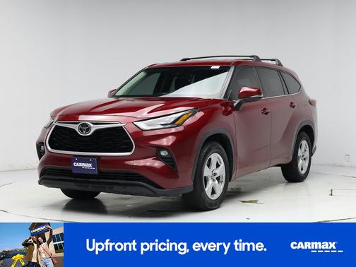 Red 2022 Toyota Highlander LE