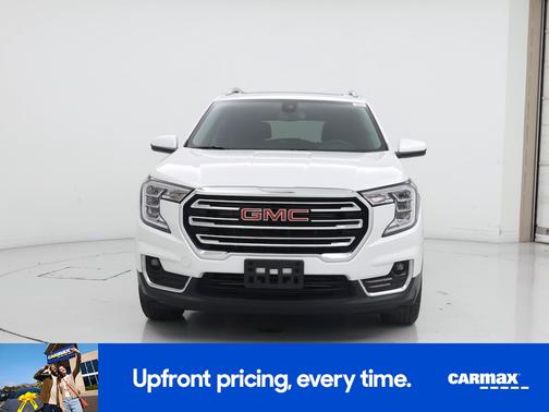 White 2023 GMC Terrain SLT