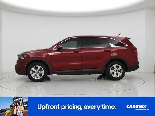 Red 2022 Kia Sorento LX