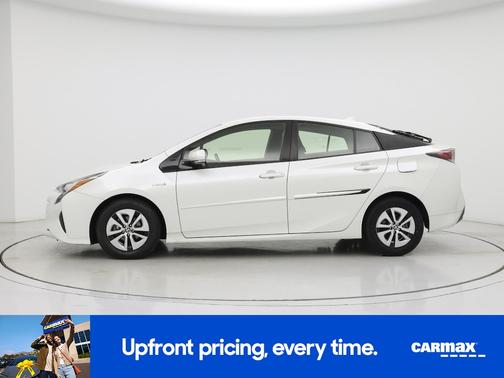 White 2016 Toyota Prius Three