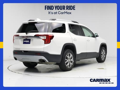 White 2021 GMC Acadia SLT