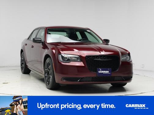 2021 Chrysler 300 Touring