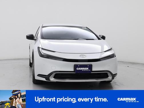 White 2025 Toyota Prius Plug-In Hybrid SE